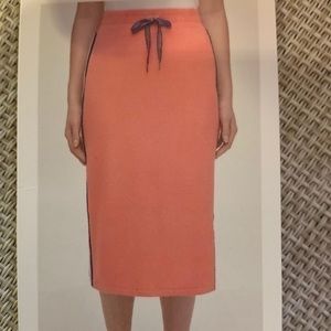 NWT Tommy Hilfiger size large skirt